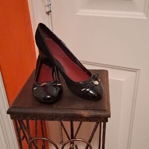 Tommy Hilfiger Black Women's Flats with Gold Accents